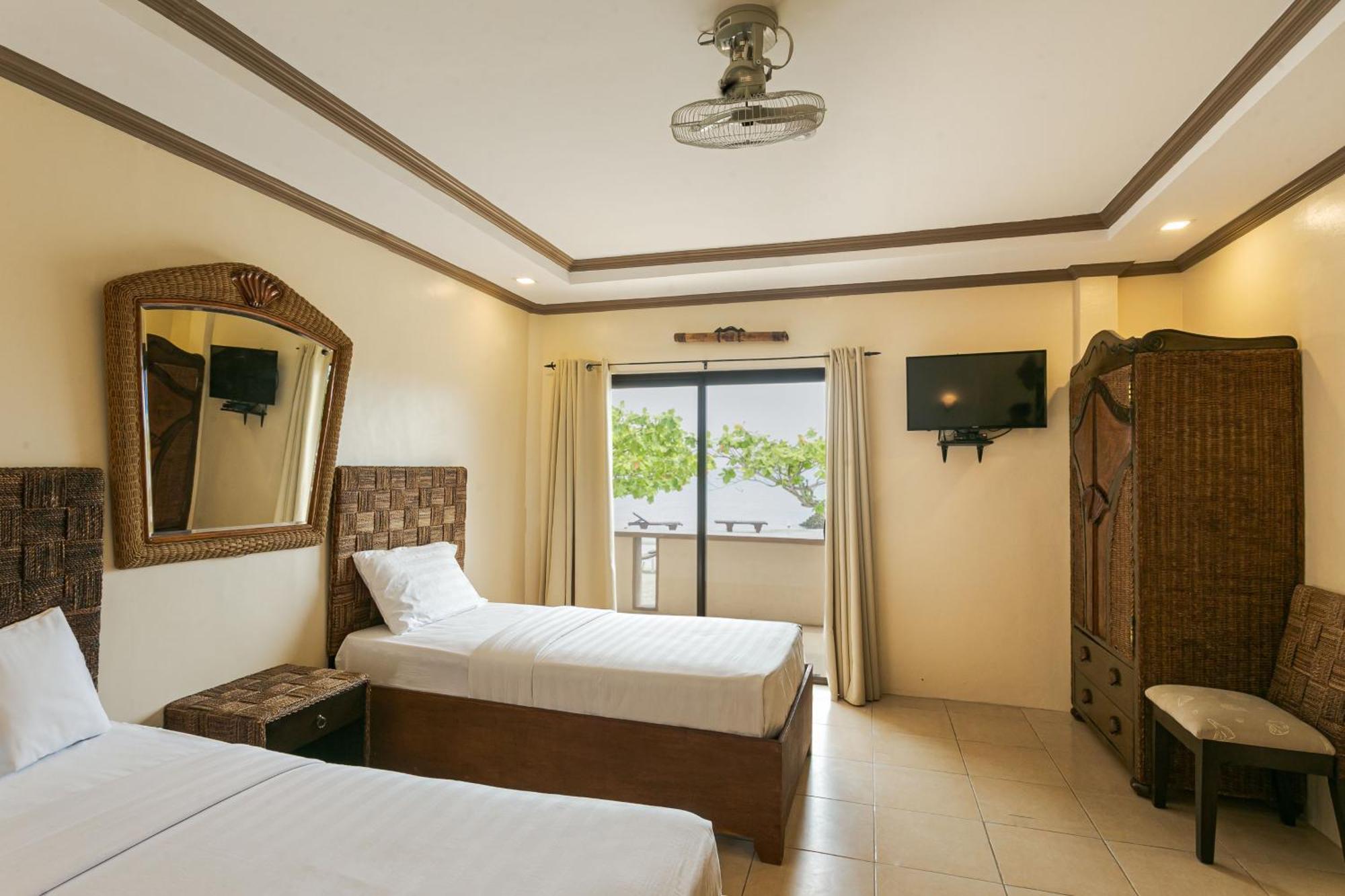 Turtle Bay Dive Resort Moalboal Exterior photo