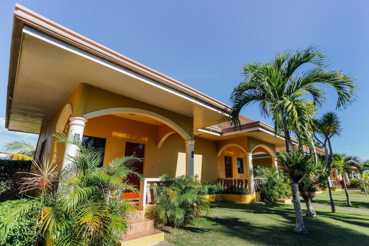 Turtle Bay Dive Resort Moalboal Exterior photo