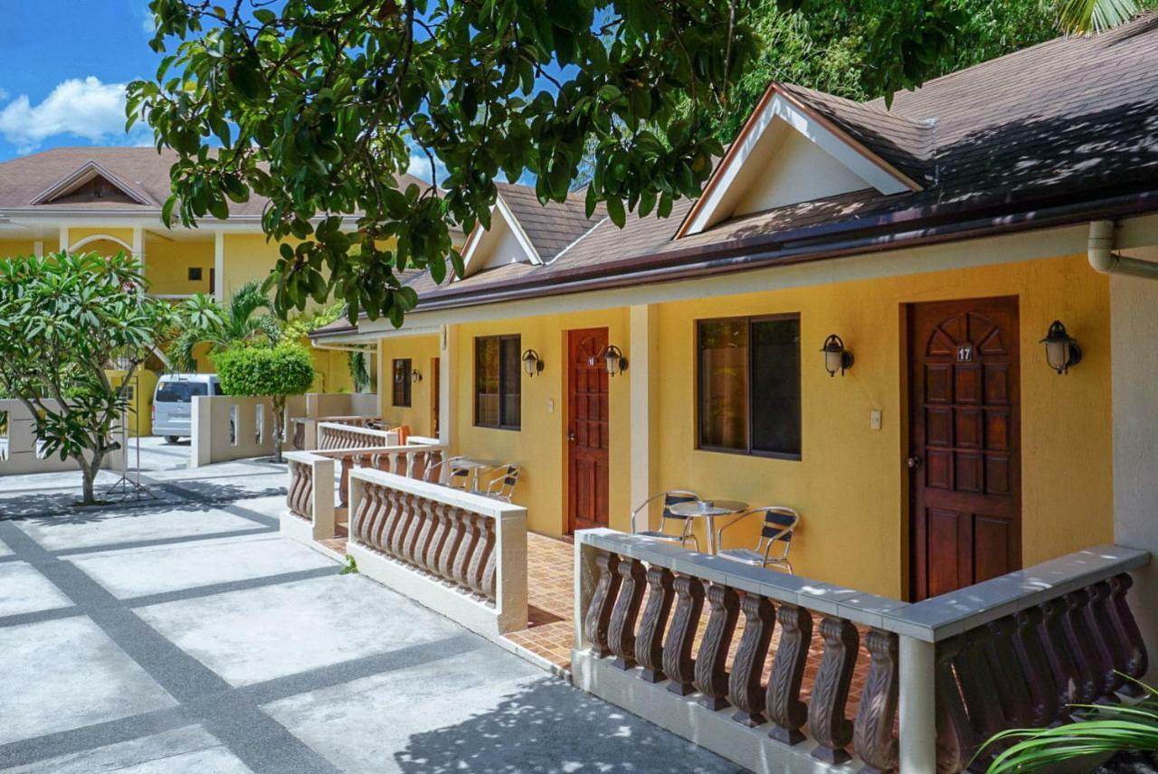 Turtle Bay Dive Resort Moalboal Exterior photo